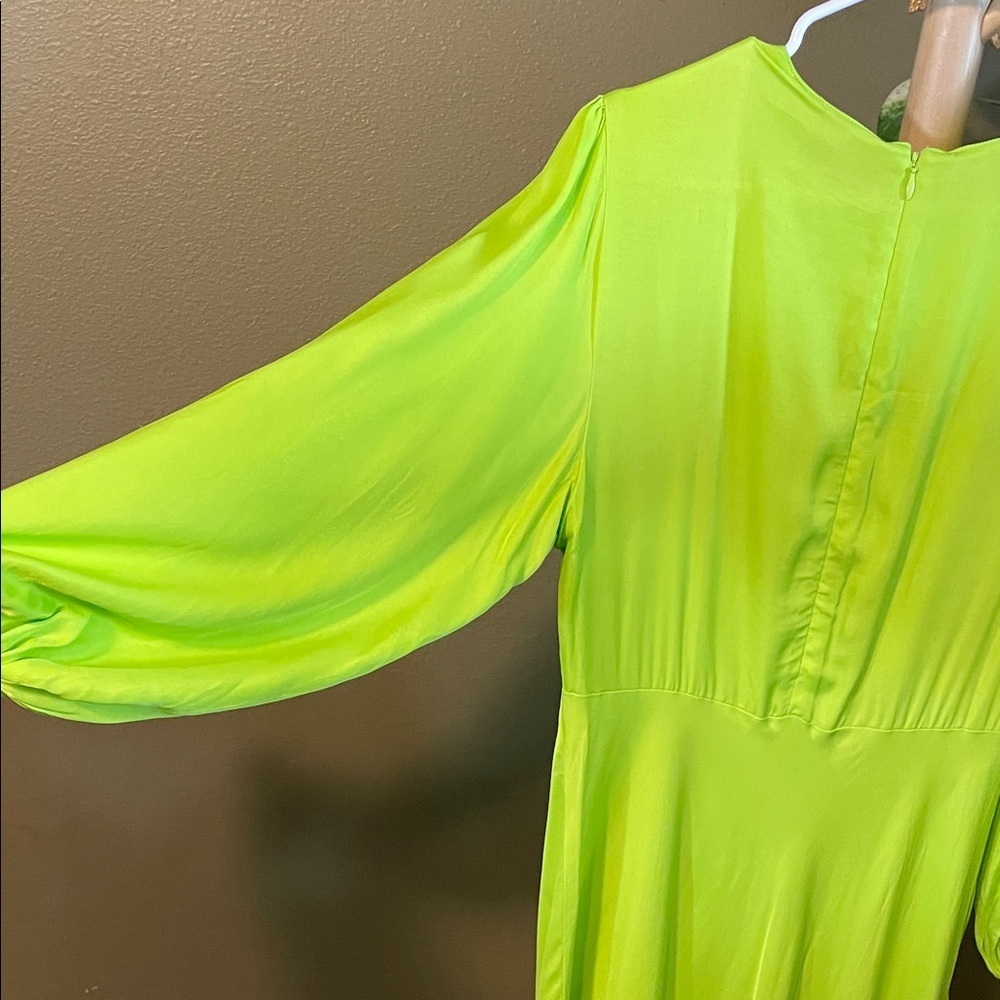 NWT FARM Rio Lime Piping Midi dress - Picture 7 of 11